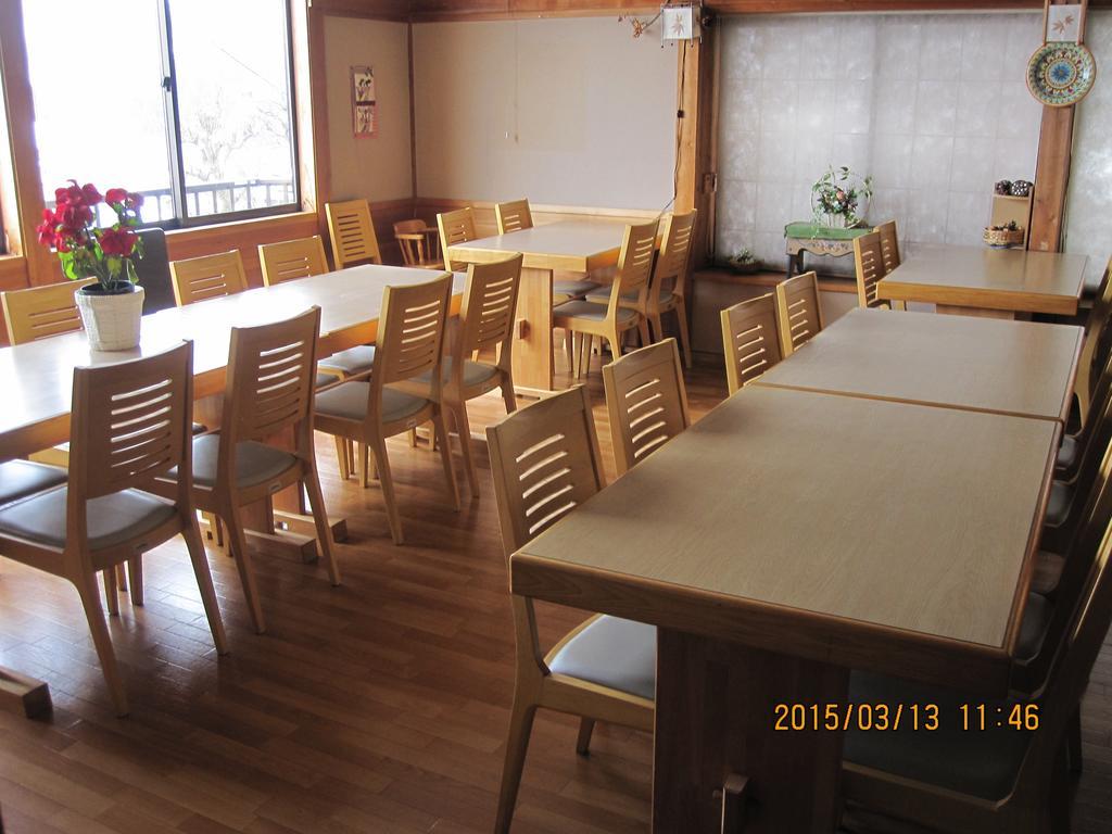 Apple Inn Takasaka Nozawaonsen Zimmer foto